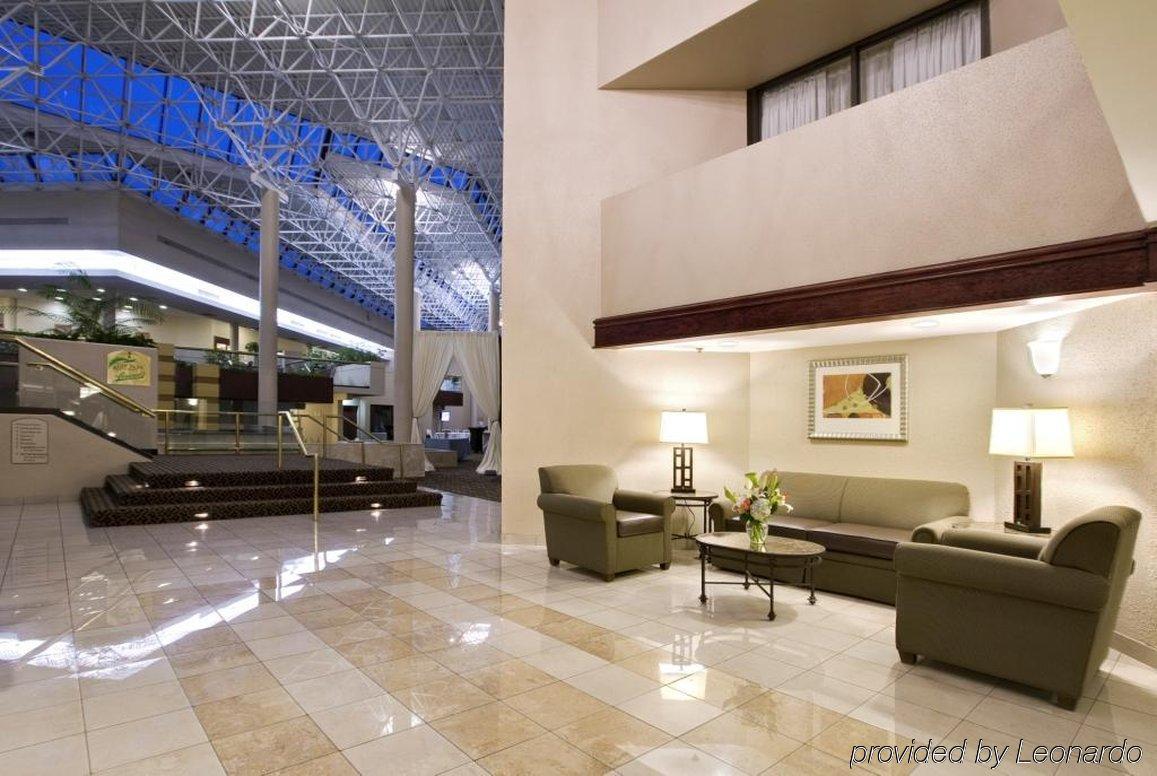 Doubletree By Hilton Austin Northwest - Arboretum Beltér fotó